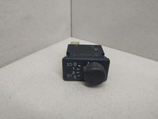 кнопка корректора фар Nissan Almera N16 2001, 1.8 л., i, QG18DE, бензин, МКПП, серебристый, хетчбэк 5 дв., передний привод, 37090A