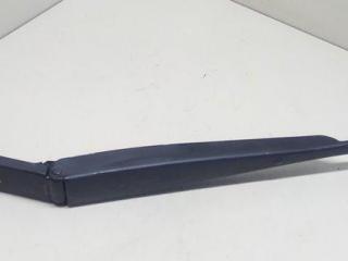 щеткодержатель (поводок стеклоочистителя, дворник) Hyundai Sonata 5 поколение 2007, 2.0 л., D4EA, дизель, МКПП, баклажан, седан, передний привод, 983203K000