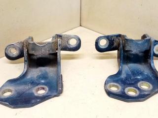 петля двери Mazda 626 GE 1994, седан