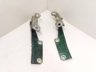 петля капота Mitsubishi Carisma 1 поколение 1999