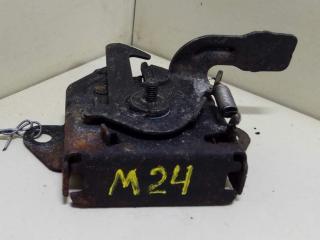 замок капота Mazda 323F BA 1996, 1.5 л., i, Z5-DE, бензин, МКПП, зеленый, хетчбэк 5 дв., передний привод