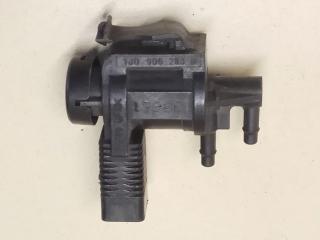 электромагнитный клапан Volkswagen Golf 4 поколение 2001, 2.0 л., i, бензин, 1J0906213B