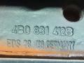 петля двери Volkswagen Passat B5 2000, 1.9 л., AJM, дизель, МКПП, седан, передний привод, 4B0831412B - фото №3