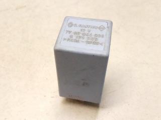 реле (прочие) Renault Laguna 1 поколение [рестайлинг] 1999, 2.2 л., G8T 760, дизель, МКПП, золотистый, хетчбэк 5 дв., передний привод, 7700844036, 8121000