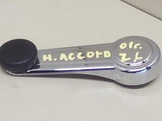 ручка стеклоподъемника задней левой Honda Accord 6 поколение 2001