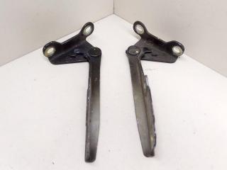 петля капота Mitsubishi Carisma 1 поколение 1998