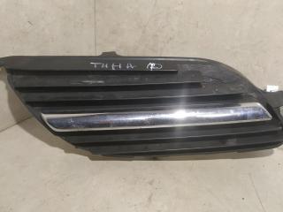 решетка радиатора Nissan Almera Tino V10 2003