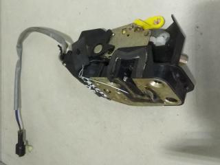 замок двери задней правой Kia Carens 1 поколение [рестайлинг] 2004, 2.0 л., D, дизель, минивэн