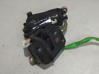 замок двери задней левой Mazda Premacy 1 2000, 2.0 л., i, бензин, минивэн