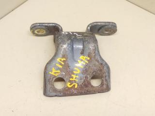 петля двери Kia Shuma 1 поколение 2001