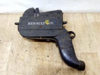 корпус воздушного фильтра Renault Clio 2 поколение 2000, 1.9 л., F9Q 780, дизель, МКПП, белый, хетчбэк 5 дв., передний привод