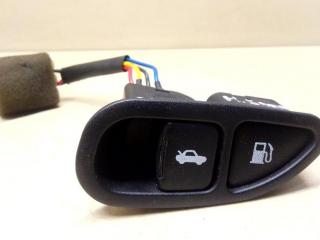 кнопка открытия багажника Hyundai Sonata EF [рестайлинг] 2001, 93556-3D010