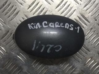 заглушка (решетка) в бампер Kia Carens 1 поколение 2001
