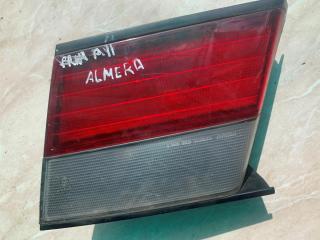 фонарь крышки багажника правый Nissan Almera N15 1997, седан