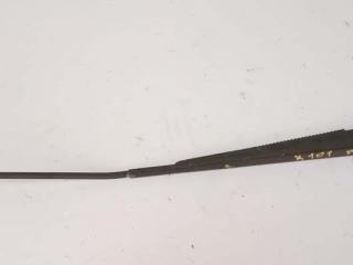 щеткодержатель (поводок стеклоочистителя, дворник) Mazda 323F BA 1997, 1.5 л., i, Z5-DE, бензин, МКПП, серебристый, хетчбэк 5 дв., передний привод