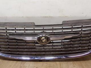 решетка радиатора Chrysler Voyager 4 поколение 2002