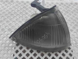 поворотник правый Suzuki Swift 2 поколение 1995, седан