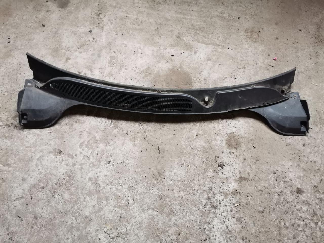 дождевик Renault Megane 2 поколение 2003, 1.5 л., дизель, МКПП, хетчбэк 5 дв. - фото №1