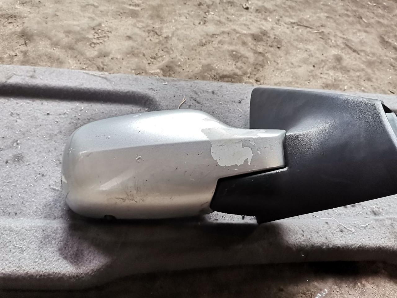 зеркало наружное правое Renault Megane 2 поколение 2003, 1.5 л., дизель, МКПП, хетчбэк 5 дв. - фото №1