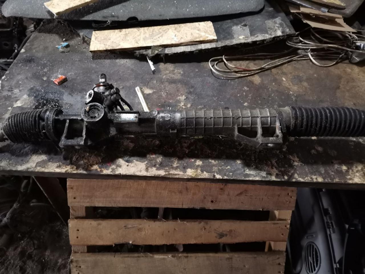 рулевая рейка Peugeot 807 1 поколение 2004, 2.0 л., RHM (DW10ATED4), дизель, АКПП, серый, минивэн - фото №1