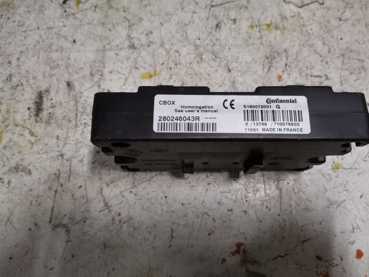 навигация Renault Scenic 3 поколение 2011, 1.5 л., DCi, дизель, 6МКПП, минивэн, передний привод - фото №1