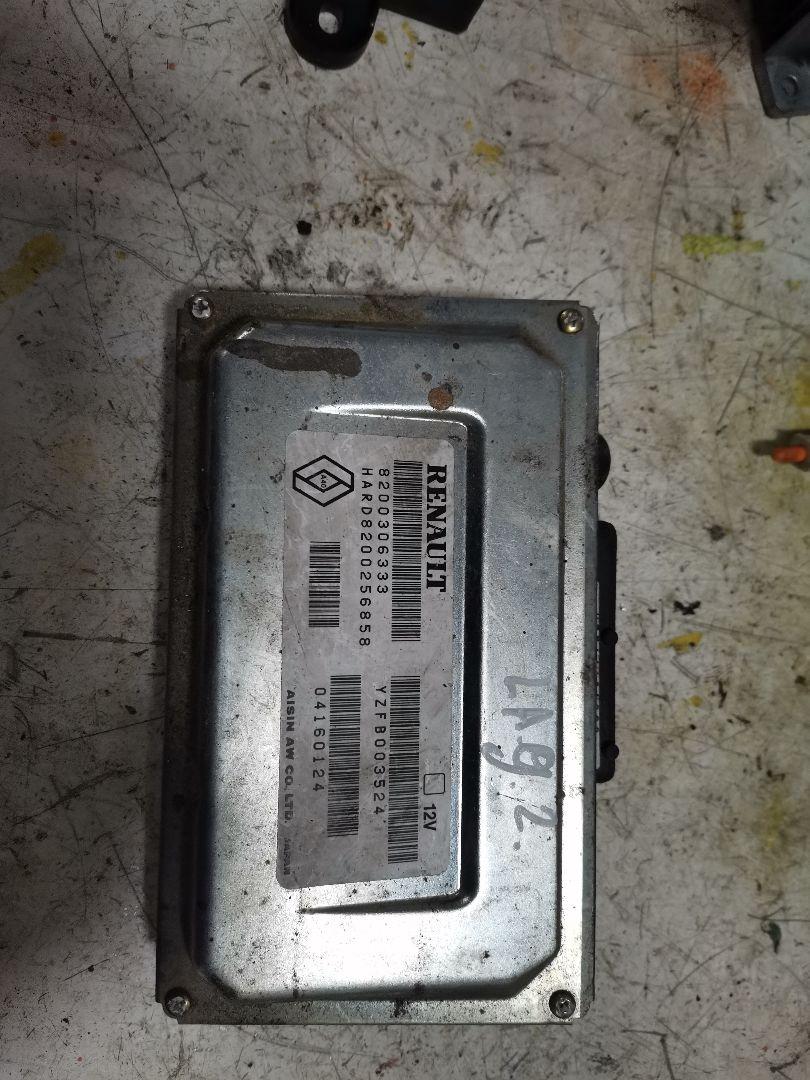 блок управления АКПП Renault Laguna 2 поколение 2004, 2.2 л., дизель, АКПП, универсал, передний привод - фото №1