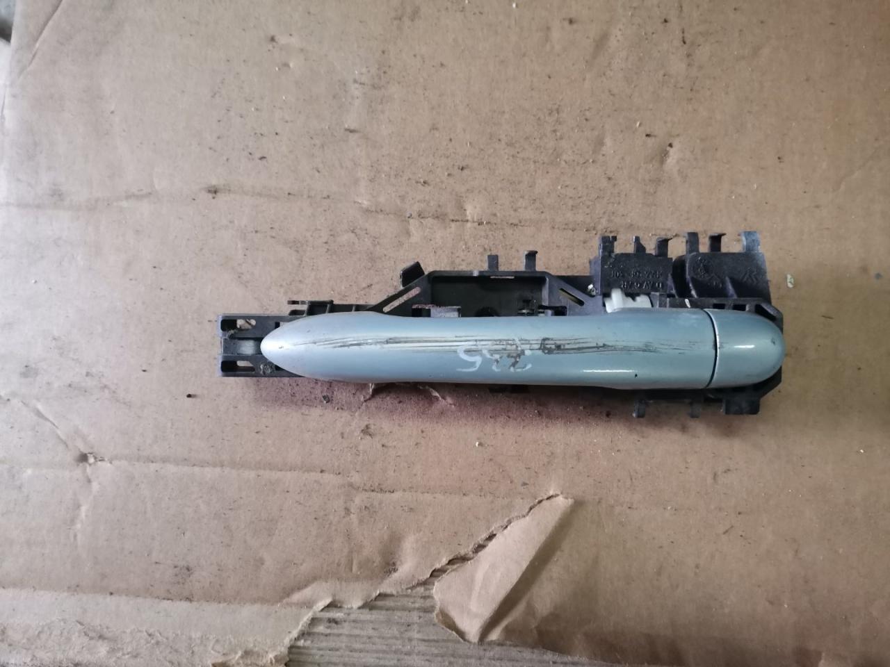 ручка наружная Renault Scenic 2 поколение 2004, 1.5 л., DCi, K9K 728, дизель, 5МКПП, минивэн, передний привод - фото №1
