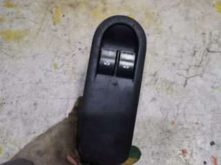 блок управления стеклоподъемниками Renault Megane 2 поколение 2005, 1.4 л., бензин, МКПП, хетчбэк 3 дв., правый руль