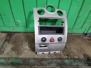 накладка на торпедо (консоль) Renault Megane 2 поколение 2003, 1.5 л., дизель, МКПП, хетчбэк 5 дв.