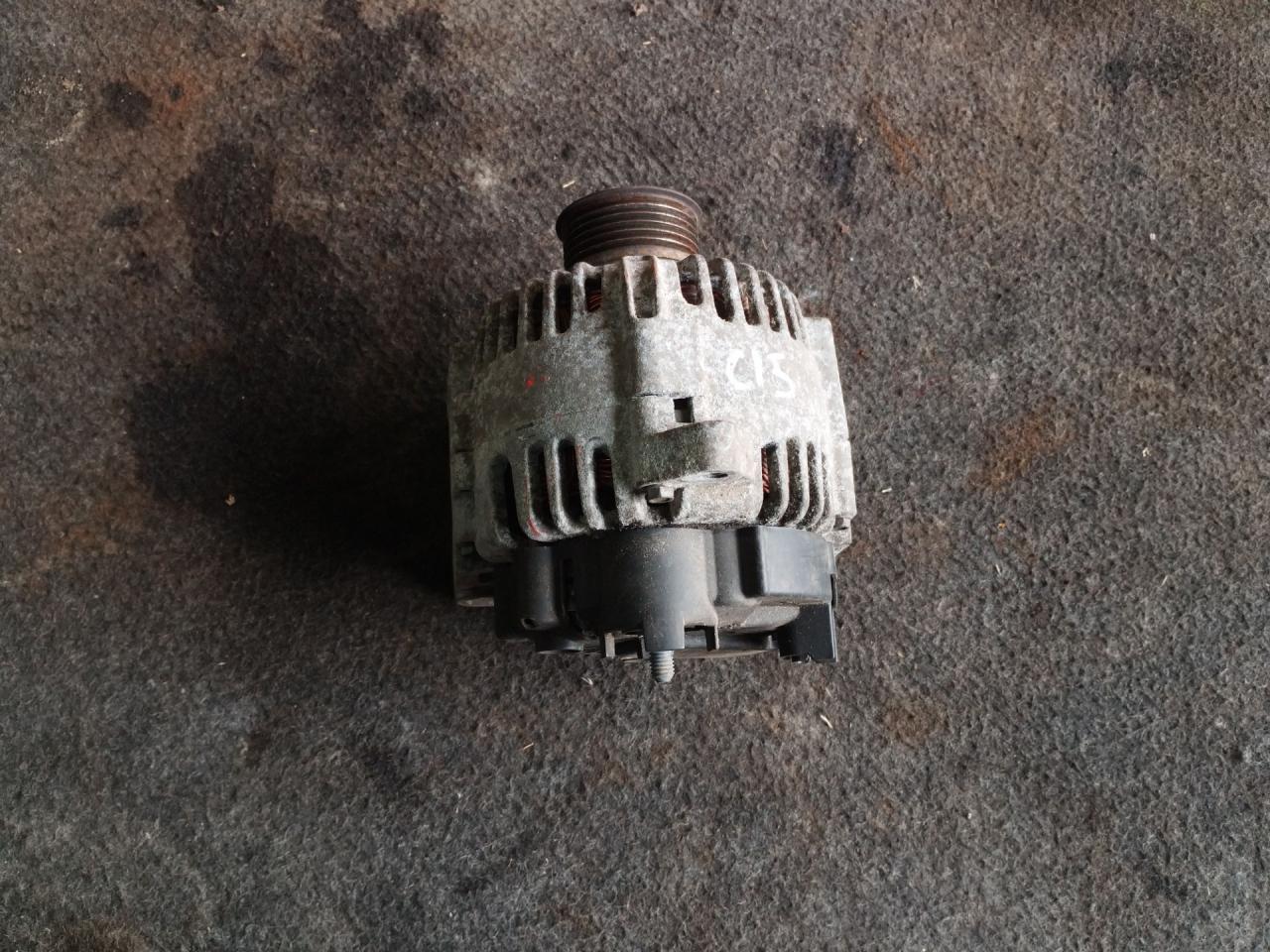 генератор Renault Megane 2 поколение 2005, 1.4 л., бензин, МКПП, хетчбэк 3 дв., правый руль - фото №1