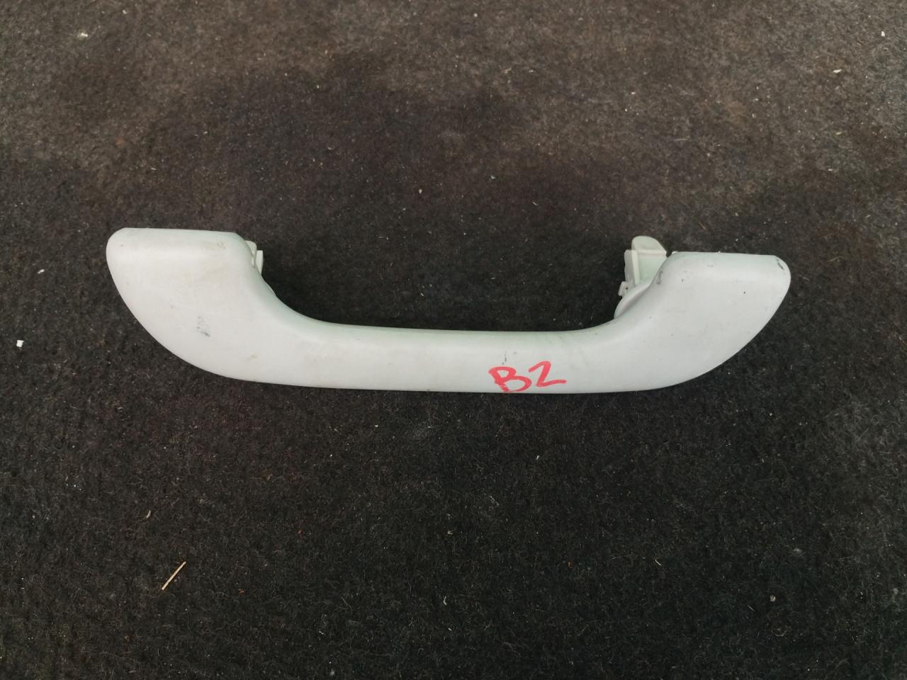 ручка внутренняя потолочная Renault Laguna 2 поколение 2004, 1.8 л., бензин, МКПП, черный, универсал - фото №1