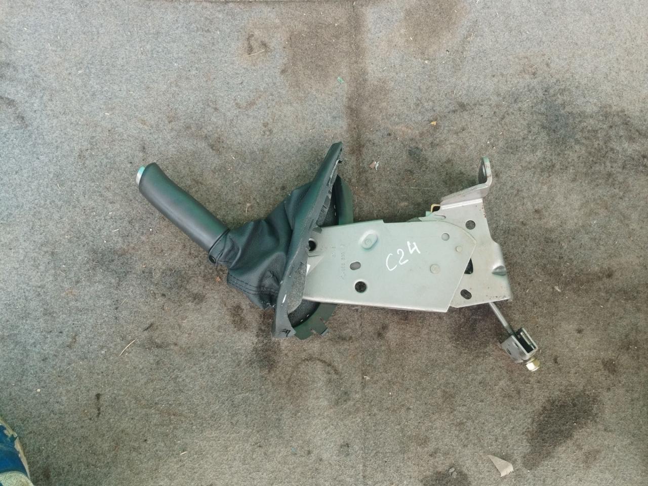 рычаг ручного тормоза (ручника) Renault Laguna 2 поколение 2002, 2.2 л., G9T 702, дизель, МКПП, универсал - фото №1