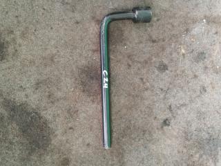 ключ колесный (балонный) Renault Laguna 2 поколение 2002, 2.2 л., G9T 702, дизель, МКПП, универсал