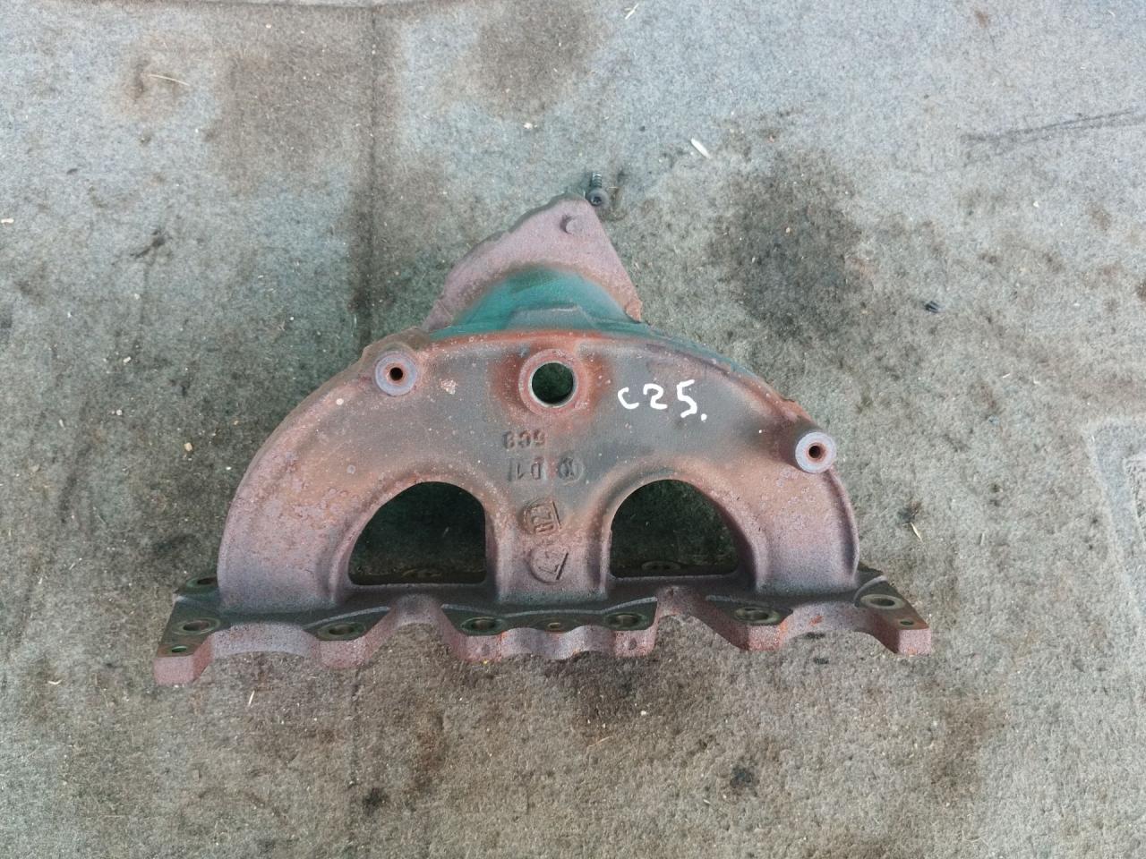 коллектор выпускной Citroen C5 1 поколение 2001, 3.0 л., бензин, АКПП, хетчбэк 5 дв. - фото №1