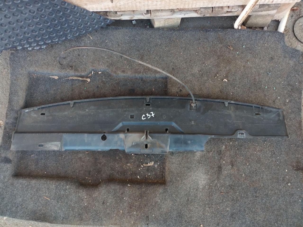 накладка декоративная Peugeot 807 1 поколение 2004, 2.0 л., RHM (DW10ATED4), дизель, АКПП, черный, передний привод - фото №1