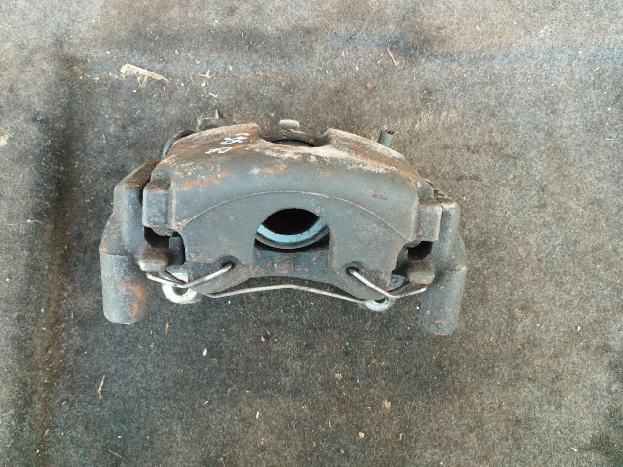 суппорт передний правый Renault Espace 4 поколение 2003, 2.2 л., G9T 742, дизель, МКПП, серебро, передний привод - фото №1