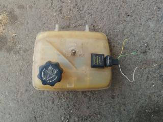 бачок расширительный Peugeot 807 1 поколение 2004, 2.0 л., RHM (DW10ATED4), дизель, АКПП, черный, передний привод