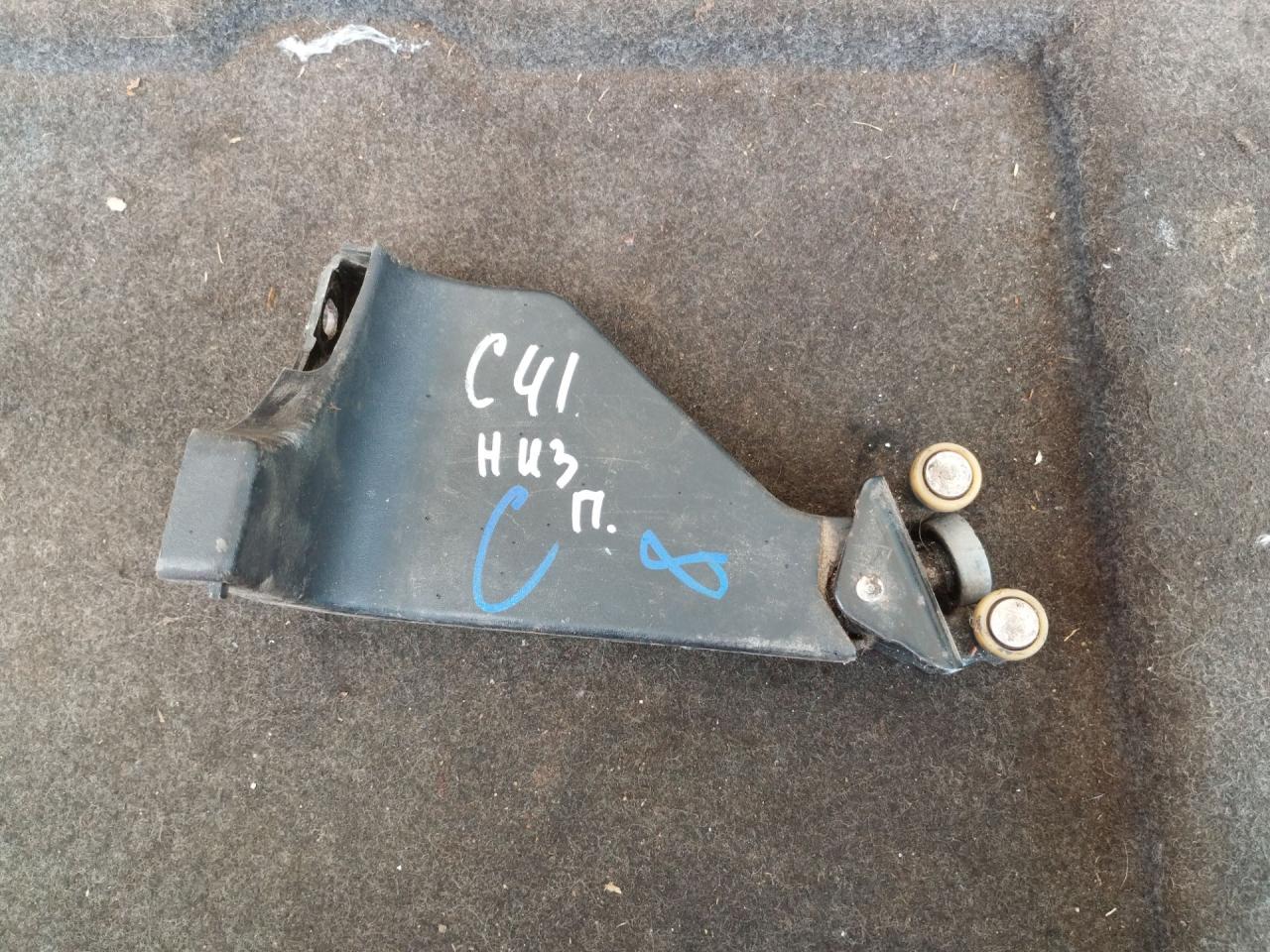ролик двери сдвижной Citroen C8 1 поколение 2005, 2.0 л., RHT (DW10ATED4), дизель, МКПП, минивэн, передний привод - фото №1