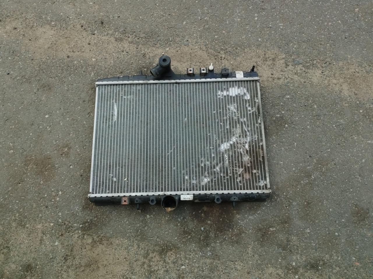 радиатор (основной) Peugeot 607 1 поколение 2001, 2.2 л., 4HX (DW12TED4/FAP), дизель, МКПП, передний привод - фото №1