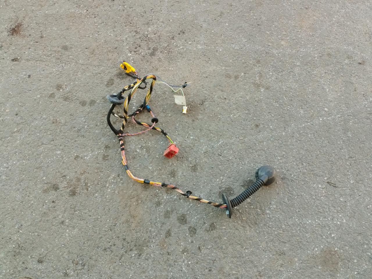 дверная проводка Peugeot 607 1 поколение 2001, 2.2 л., 4HX (DW12TED4/FAP), дизель, МКПП, передний привод - фото №1