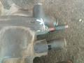 корпус термостата Peugeot 607 1 поколение 2001, 2.2 л., 4HX (DW12TED4/FAP), дизель, МКПП, передний привод - фото №2