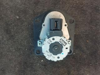 моторчик заслонки печки Peugeot 607 1 поколение 2001, 2.2 л., 4HX (DW12TED4/FAP), дизель, МКПП, передний привод