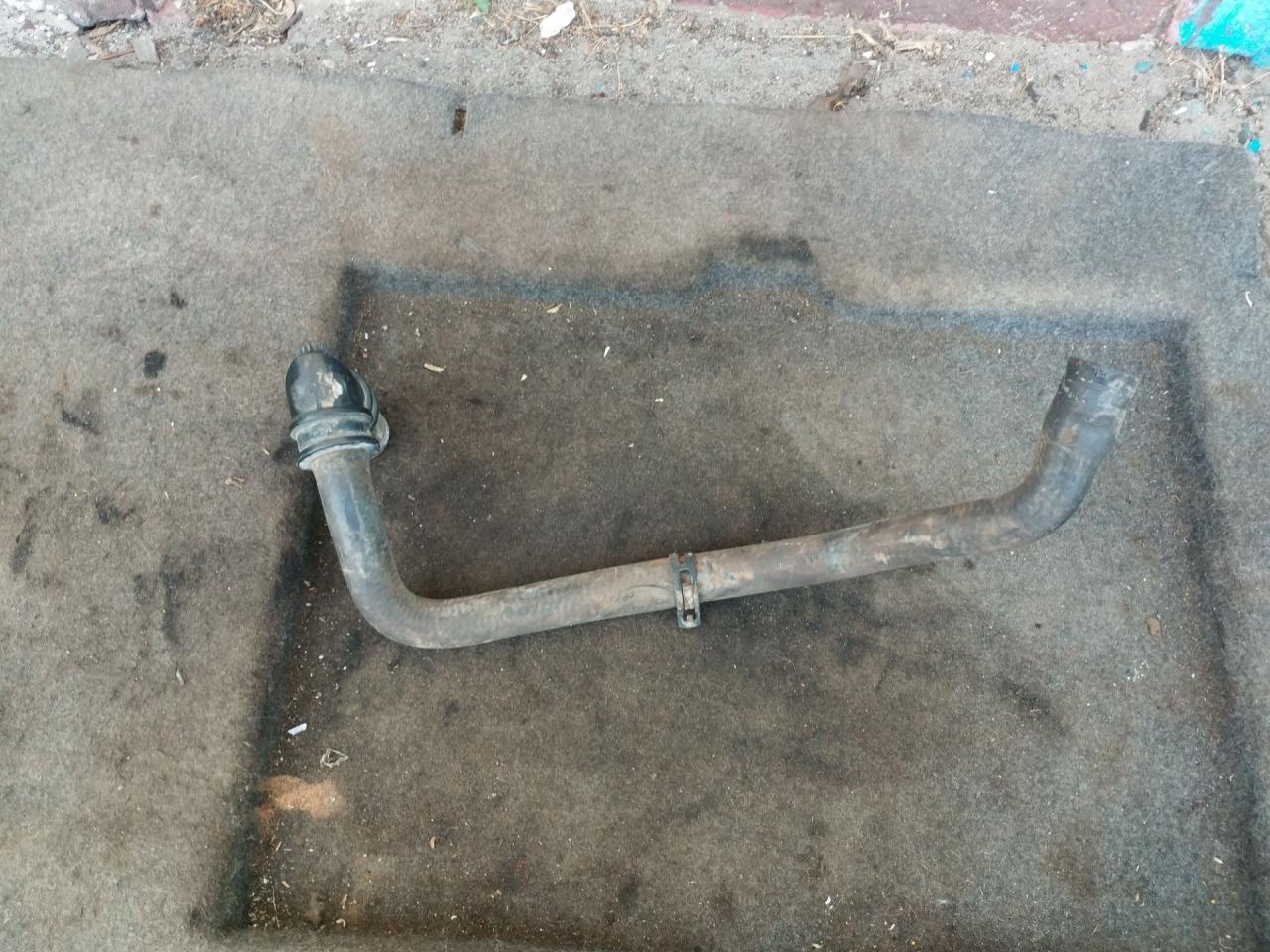 патрубок отопителя (печки) Peugeot 607 1 поколение 2001, 2.2 л., 4HX (DW12TED4/FAP), дизель, МКПП, передний привод - фото №1