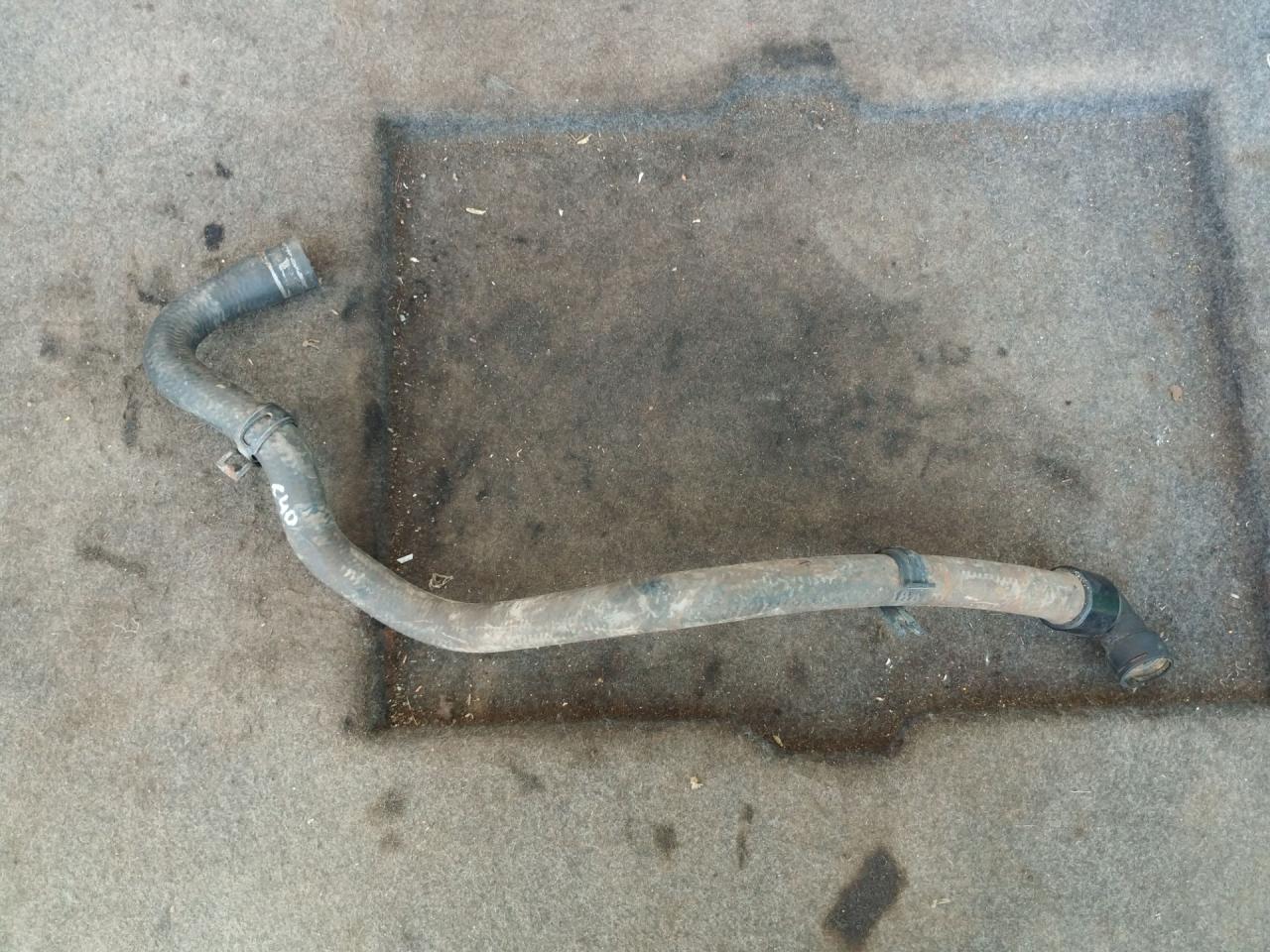 патрубок отопителя (печки) Peugeot 607 1 поколение 2001, 2.2 л., 4HX (DW12TED4/FAP), дизель, МКПП, передний привод - фото №1