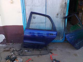 дверь задняя левая Renault Scenic 1 поколение [рестайлинг] 2002, 1.9 л., F9Q 732, дизель, МКПП, синий, передний привод