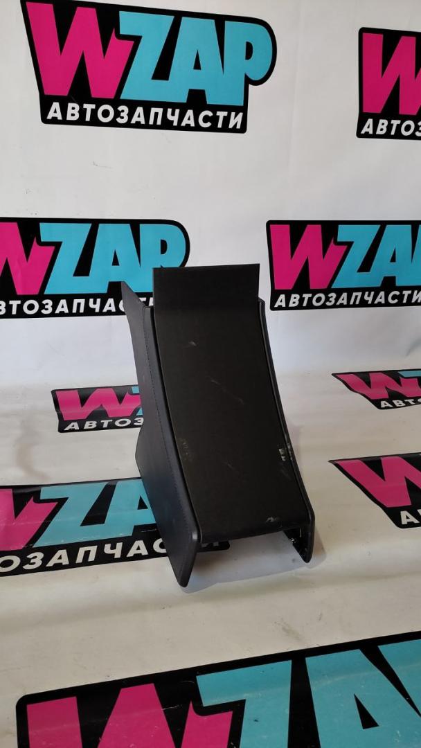 консоль салона Tesla Model S 1 поколение 2012, 100822400E - фото №1