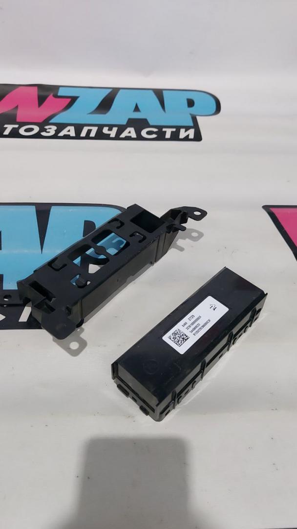 блок управления печки / климат-контроля Chevrolet TrailBlazer 3 поколение 2022, 1.3 л., бензин, вариатор, оранжевый, хетчбэк 5 дв., полный привод, 84692729 - фото №1