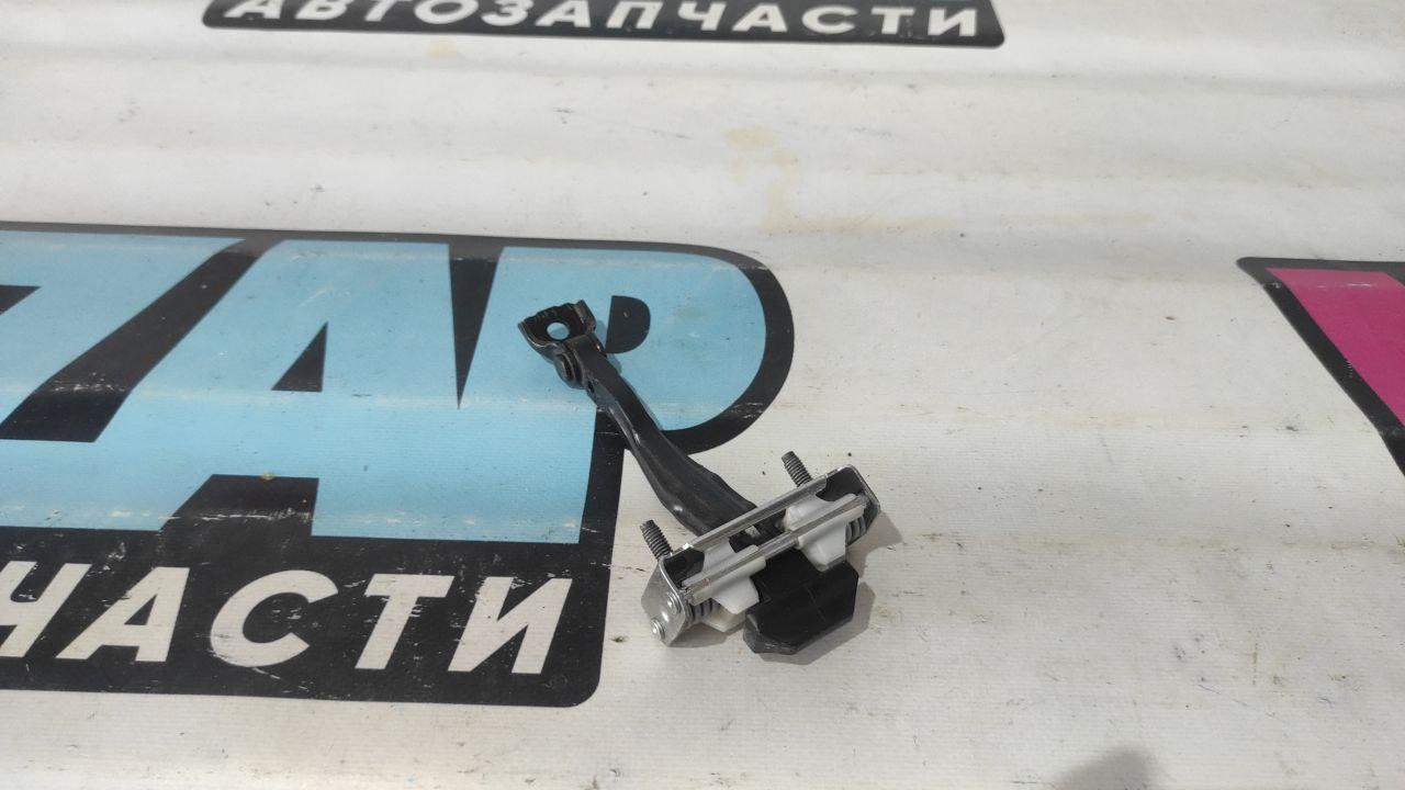 ограничитель открывания двери Ford Explorer 6 поколение U625 2020, 2.3 л., бензин, АКПП, внедорожник 5 дв. - фото №1