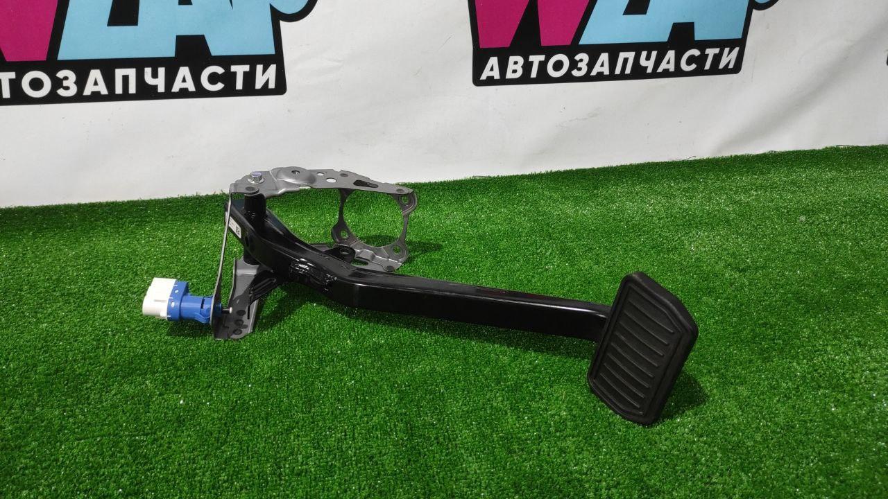 педаль тормоза Tesla Model X 1 поколение 2018, электро, хетчбэк 5 дв., 1027691-00-B - фото №1