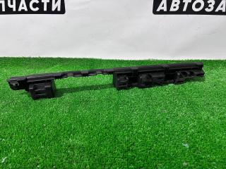 Кронштейн крепления порога Tesla Model X 1 поколение 2018, электро, хетчбэк 5 дв., 1051827-00-V